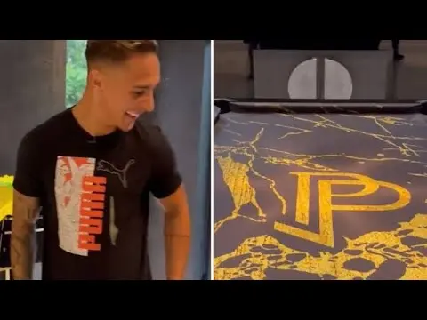 ManU TV | Antony woont nu in het huis van Pogba