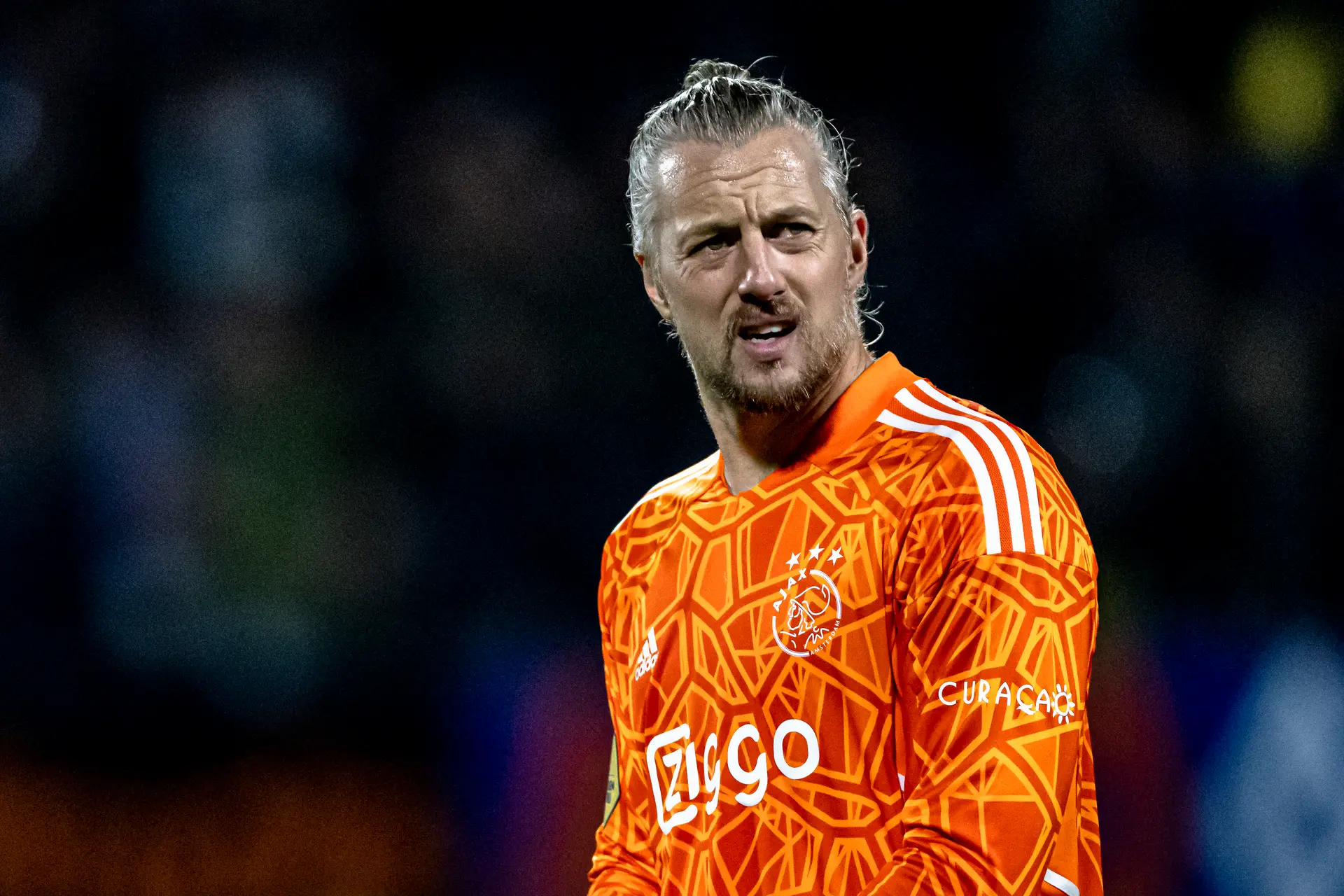 Weet Ajax tegen FC Emmen eindelijk weer eens te winnen en de nul te houden? (Ad)