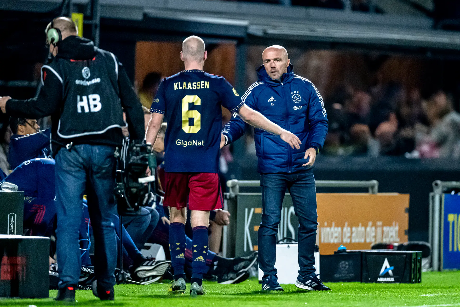 Schreuder tevreden over duo: 'Je ziet dat Davy heel belangrijk is voor Brobbey'