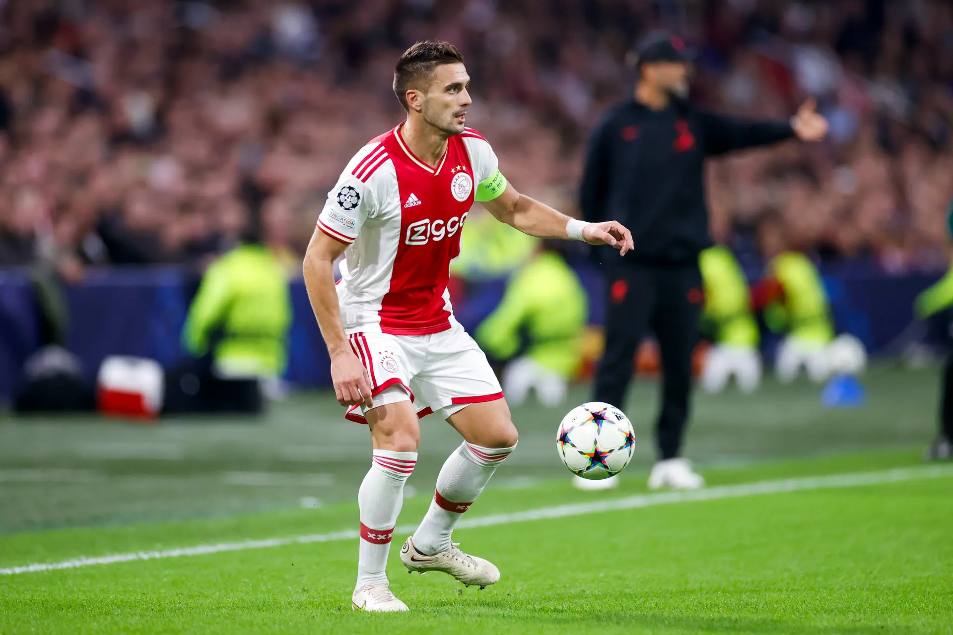Tadić hekelt gemiste kansen tegen Liverpool: 'Dit is heel pijnlijk'