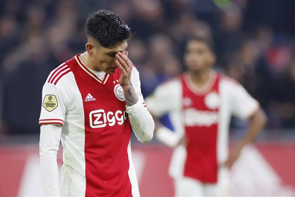 Driessen over opstootjes: 'Geen besef dat ze een voorbeeldfunctie hebben naar de jeugd toe'