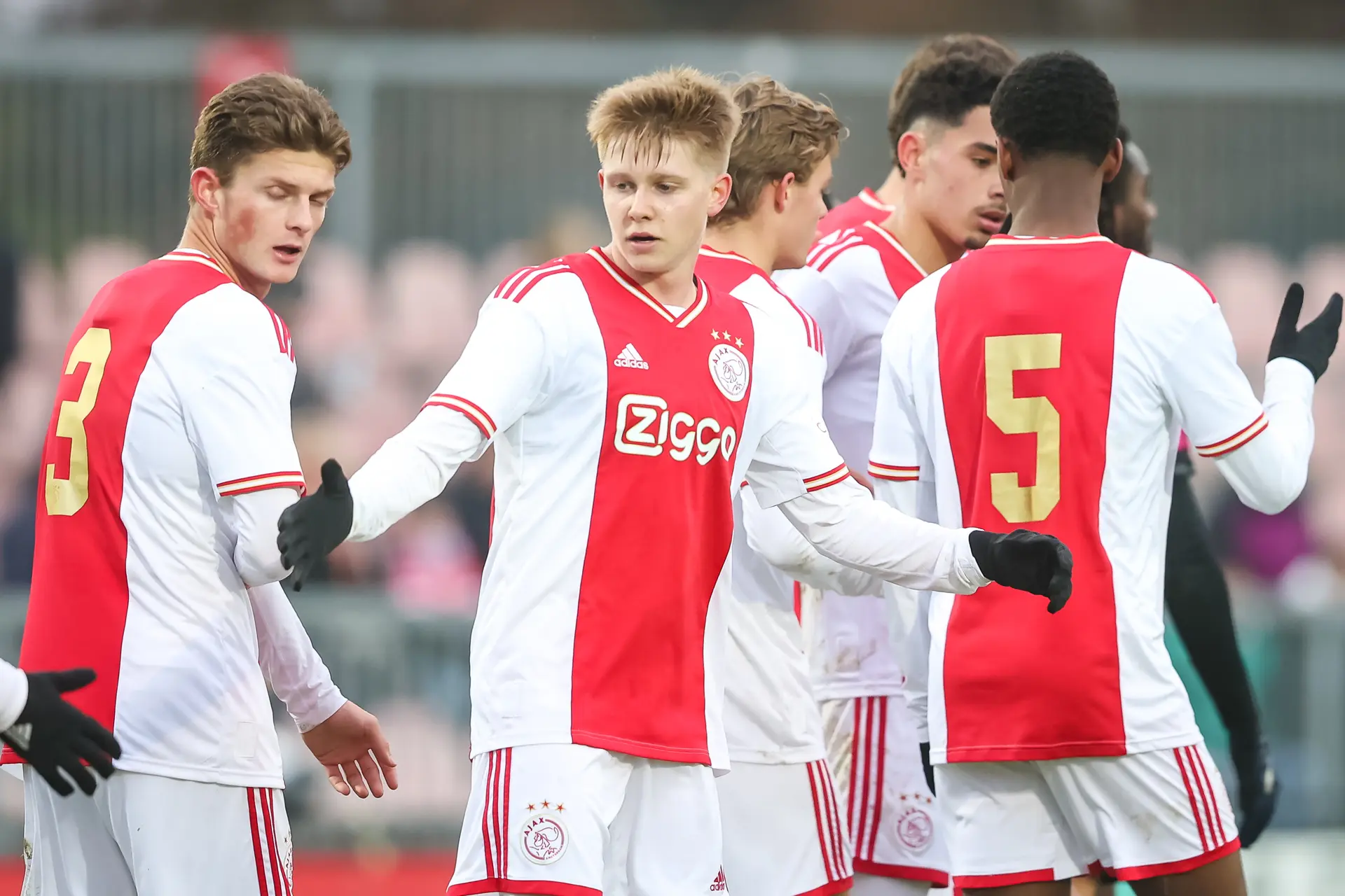 Jong Ajax bij herstart Keuken Kampioen Divisie thuis onderuit tegen Jong Utrecht