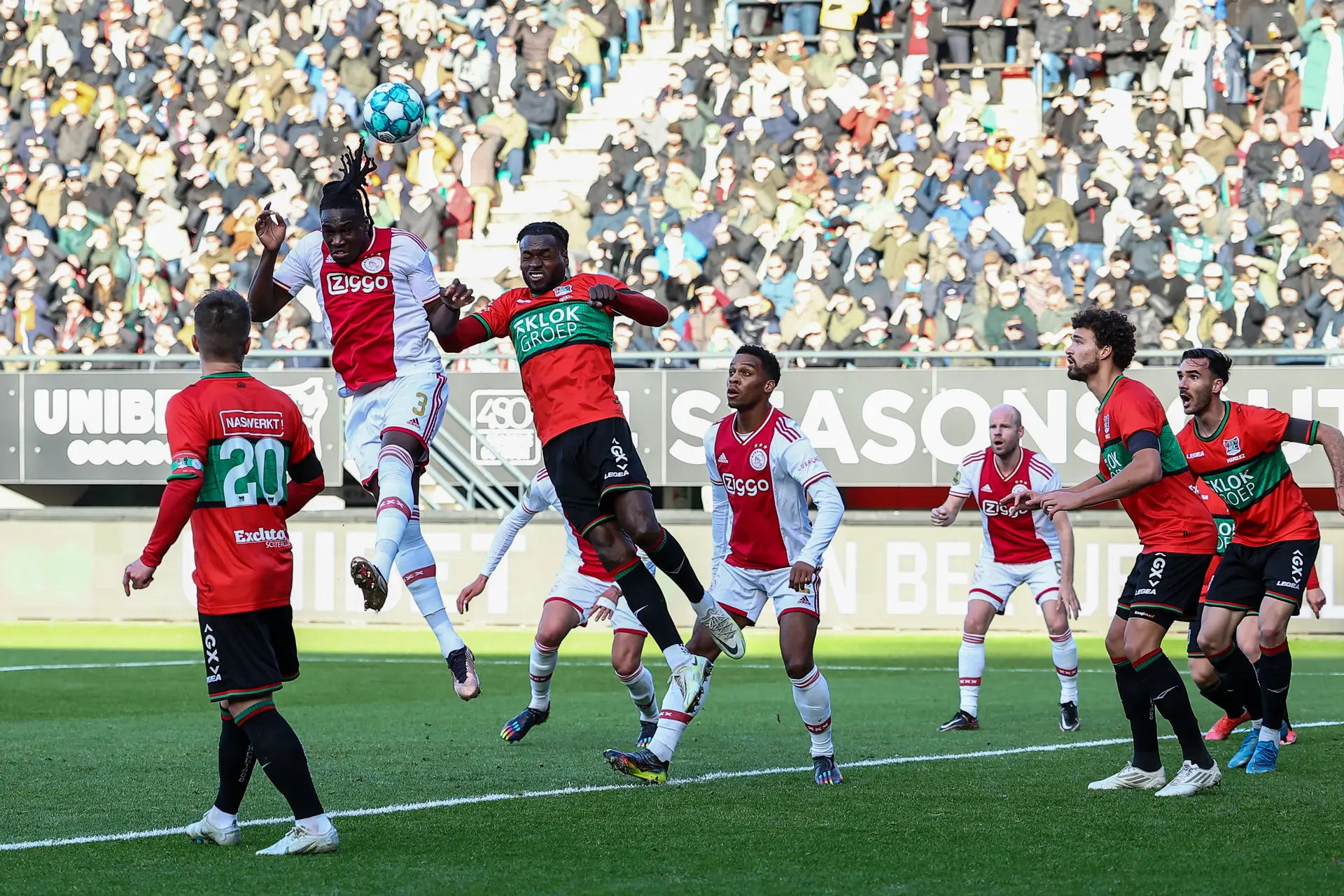LIVE 16.45 uur | Ajax - NEC (0-0)
