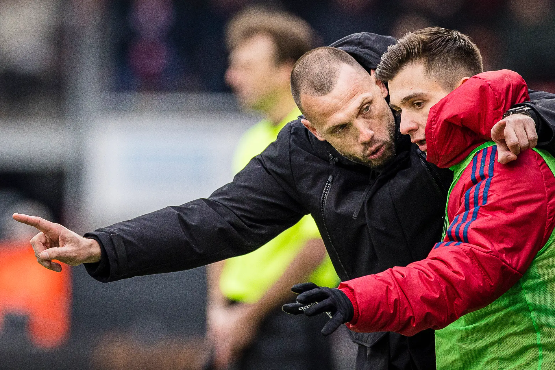 NB: 'Dat Ajax zich in de wedstrijd herpakte, was het grootste teken van herstel'