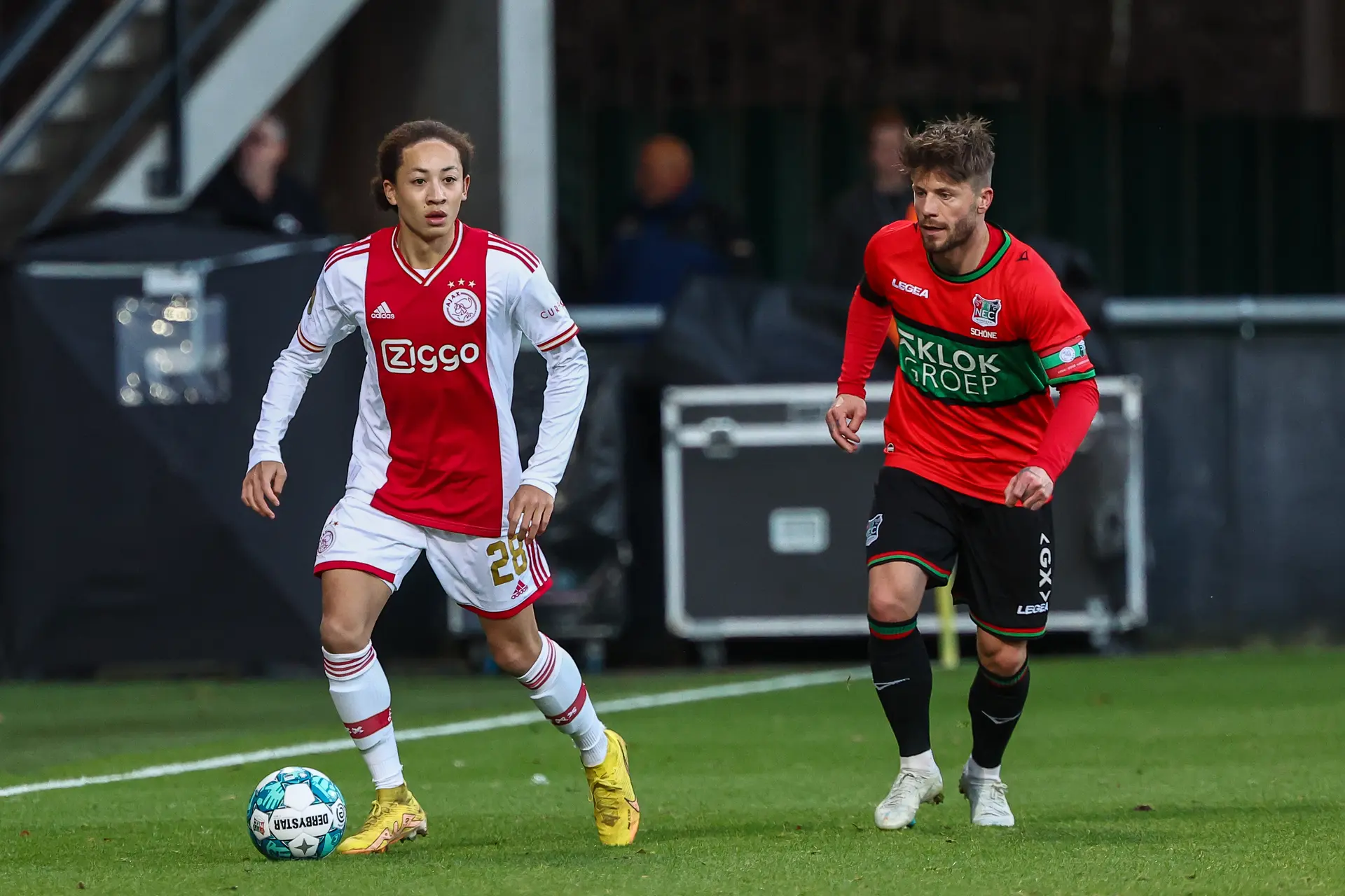 Dijkhuizen over interesse Excelsior in Fitz-Jim: 'Denk dat hij heel goed past in onze speelwijze'