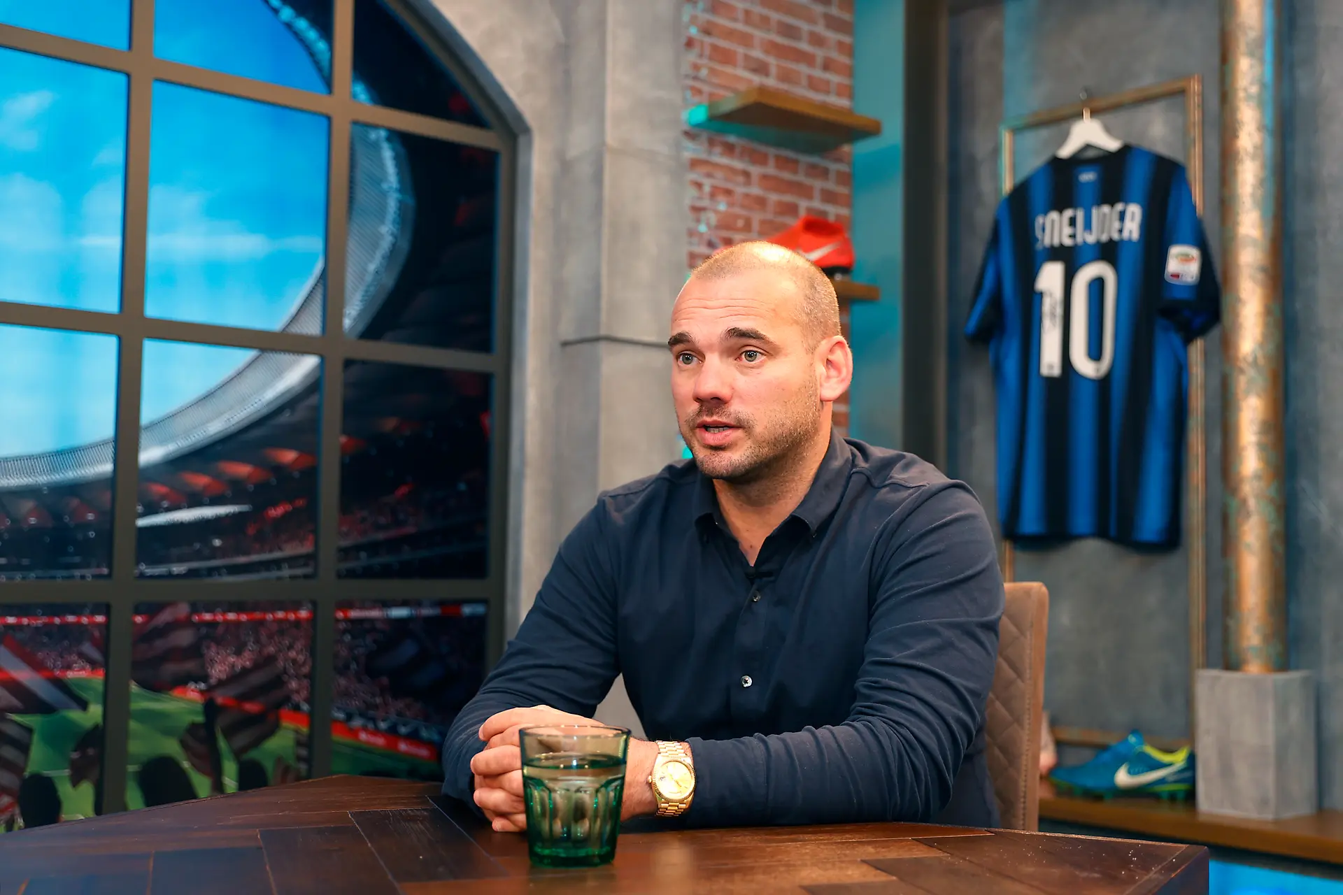 Komst Sneijder lijkt van de baan: 'Eenzijdige actie Ajax is geen basis voor samenwerking'