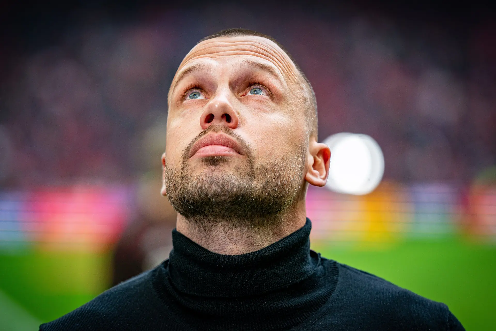 Heitinga ergert zich aan 'besluiteloos' Ajax: 'Leef nu van dag tot dag als interim-trainer'