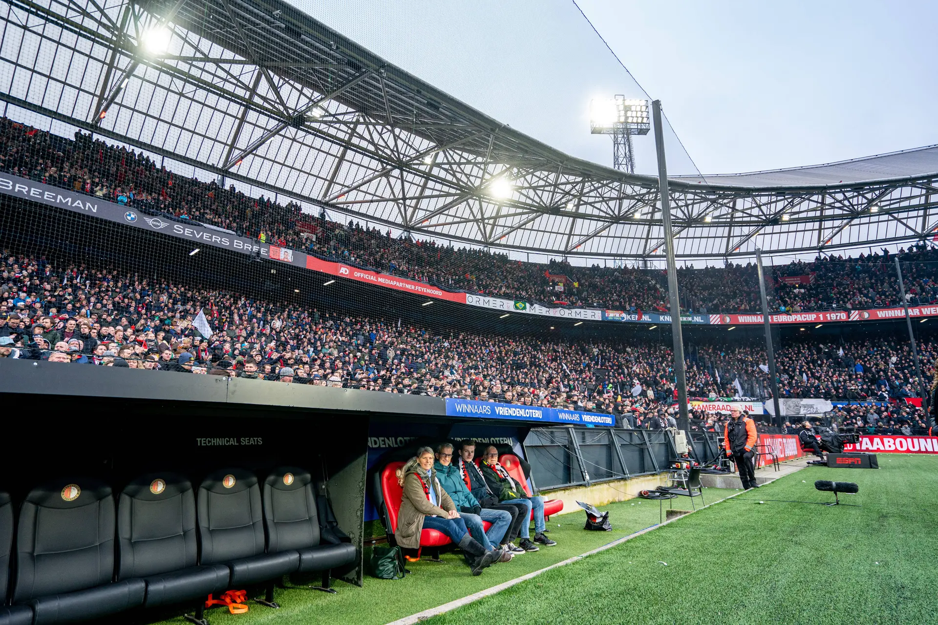 'Feyenoord treft maatregelen na aanstekerincident'