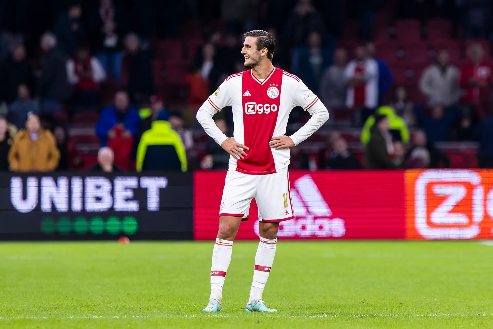 Lucca hoopt snel op duidelijkheid: 'Ik zou graag verlost willen worden door Ajax'