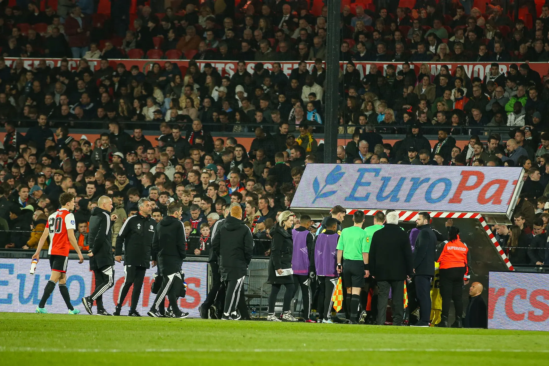 Driessen na Klassieker: 'Ajax redde Feyenoord en de KNVB'
