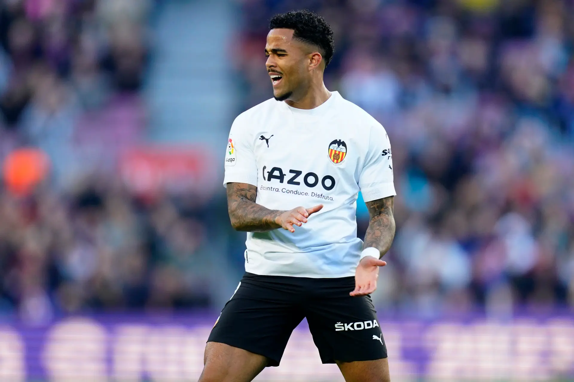 justin kluivert valencia 2223