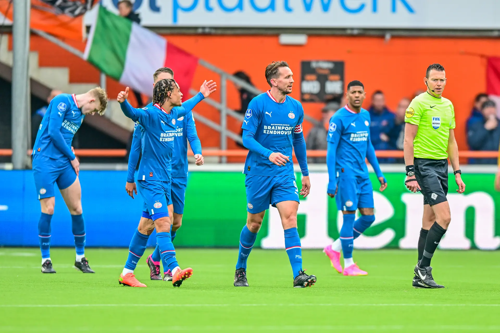 PSV, Feyenoord en AZ maken geen fout en winnen in Eredivisie