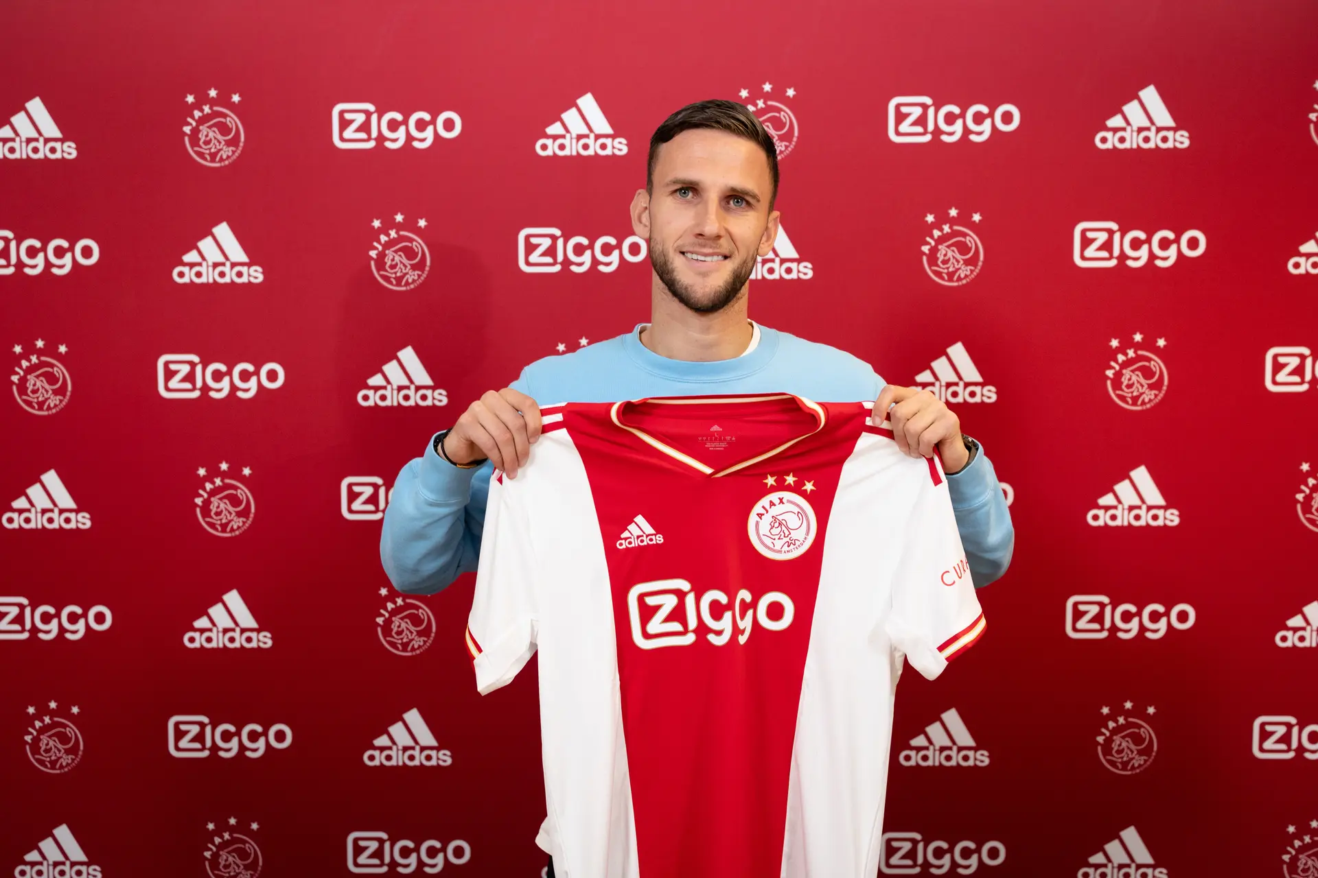 Van den Boomen hield al rekening met seizoen zonder Champions League: 'Eerste gesprek elf dagen geleden'