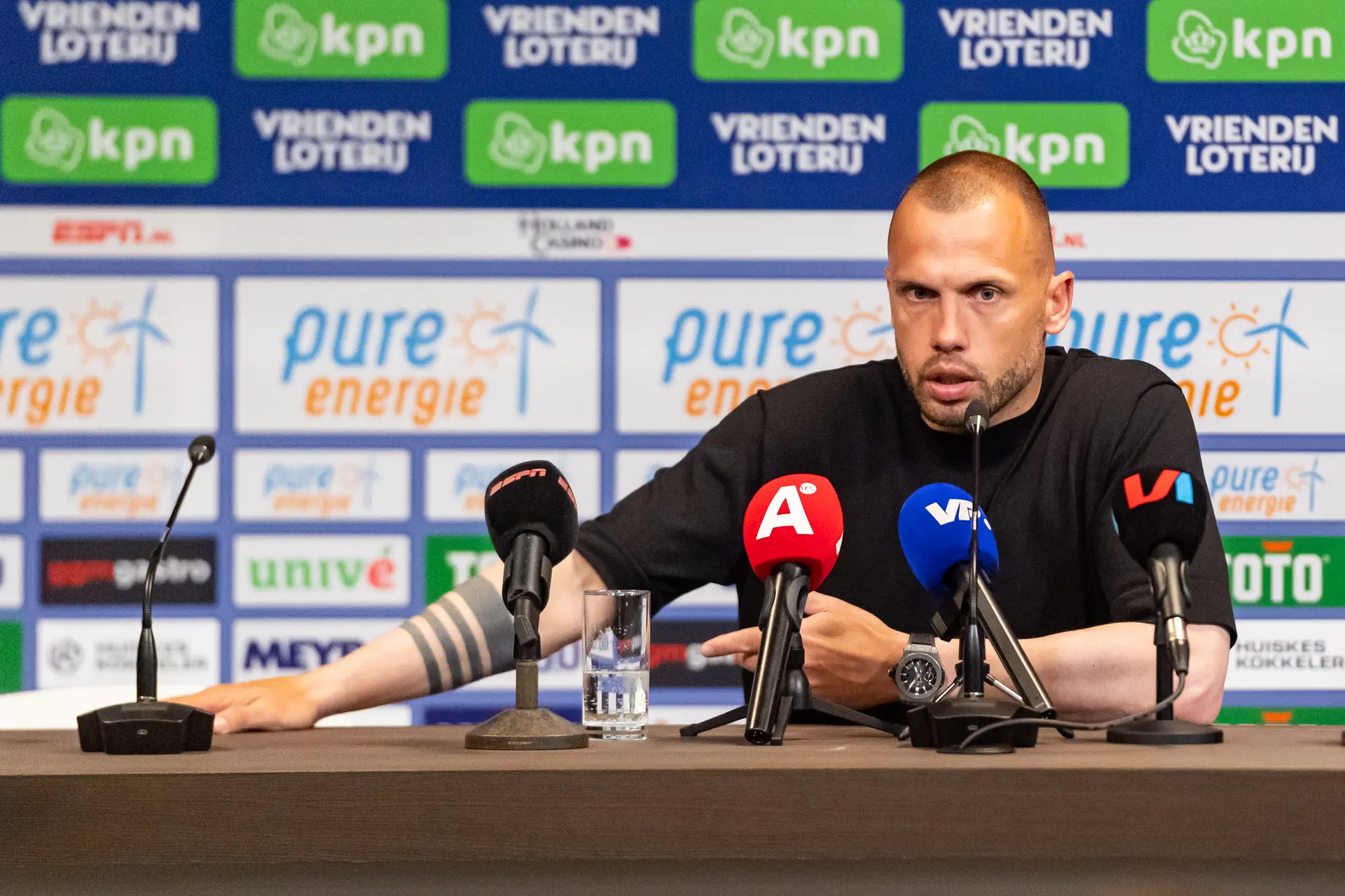 Heitinga zag Ajax worstelen: 'FC Twente was vele malen sterker dan wij'