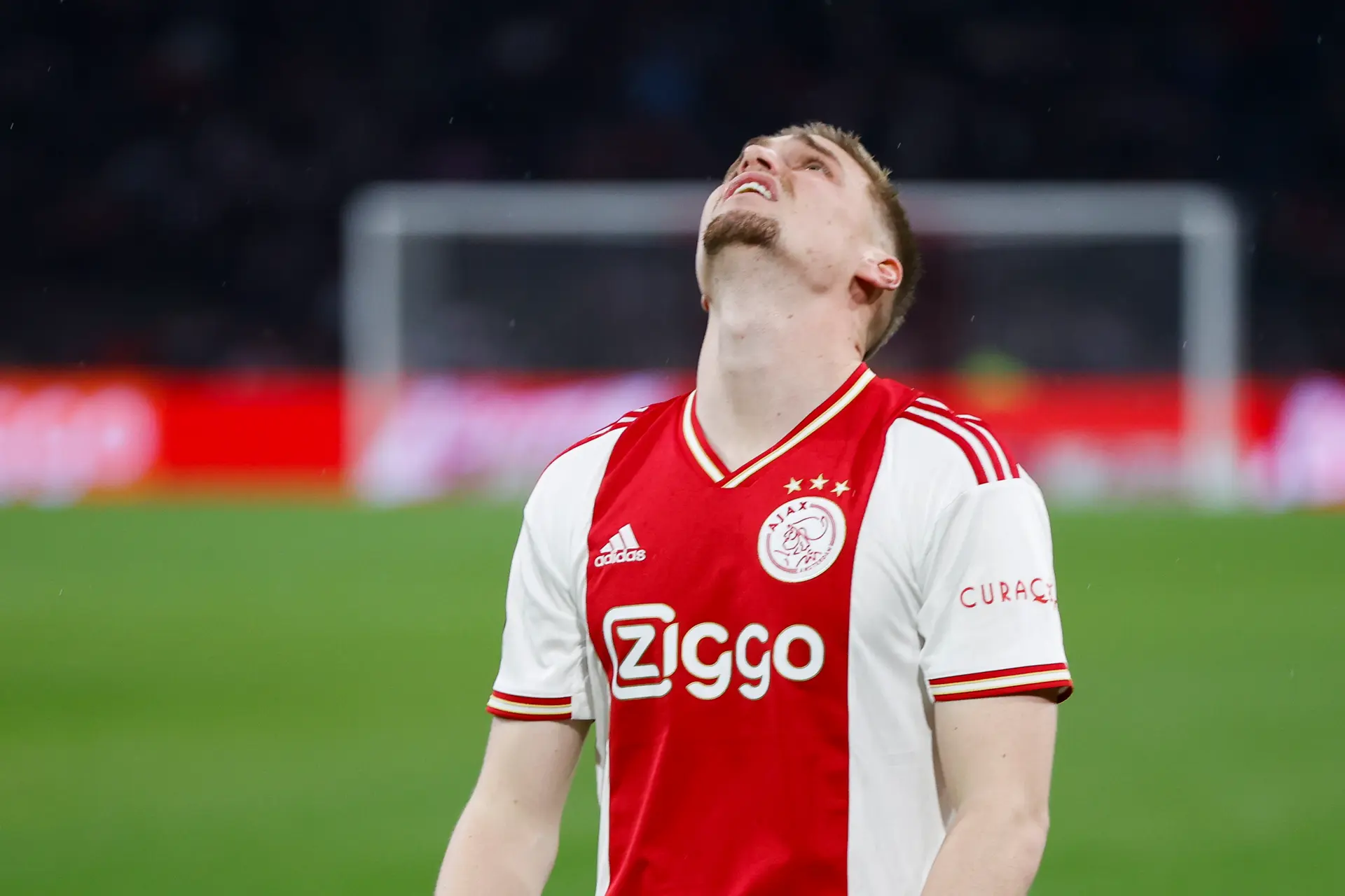 Jong Oranje ondanks doelpunt Taylor uitgeschakeld op EK