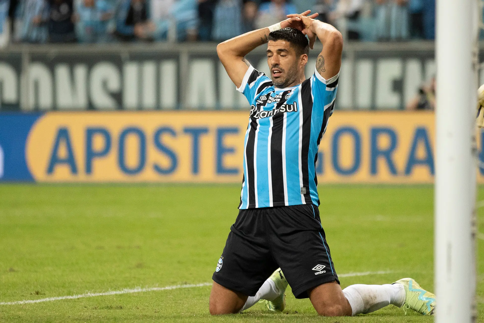 Suárez over aanstaand vertrek bij Grêmio: 'Gevolg van slijtage die ik op mijn knie heb'