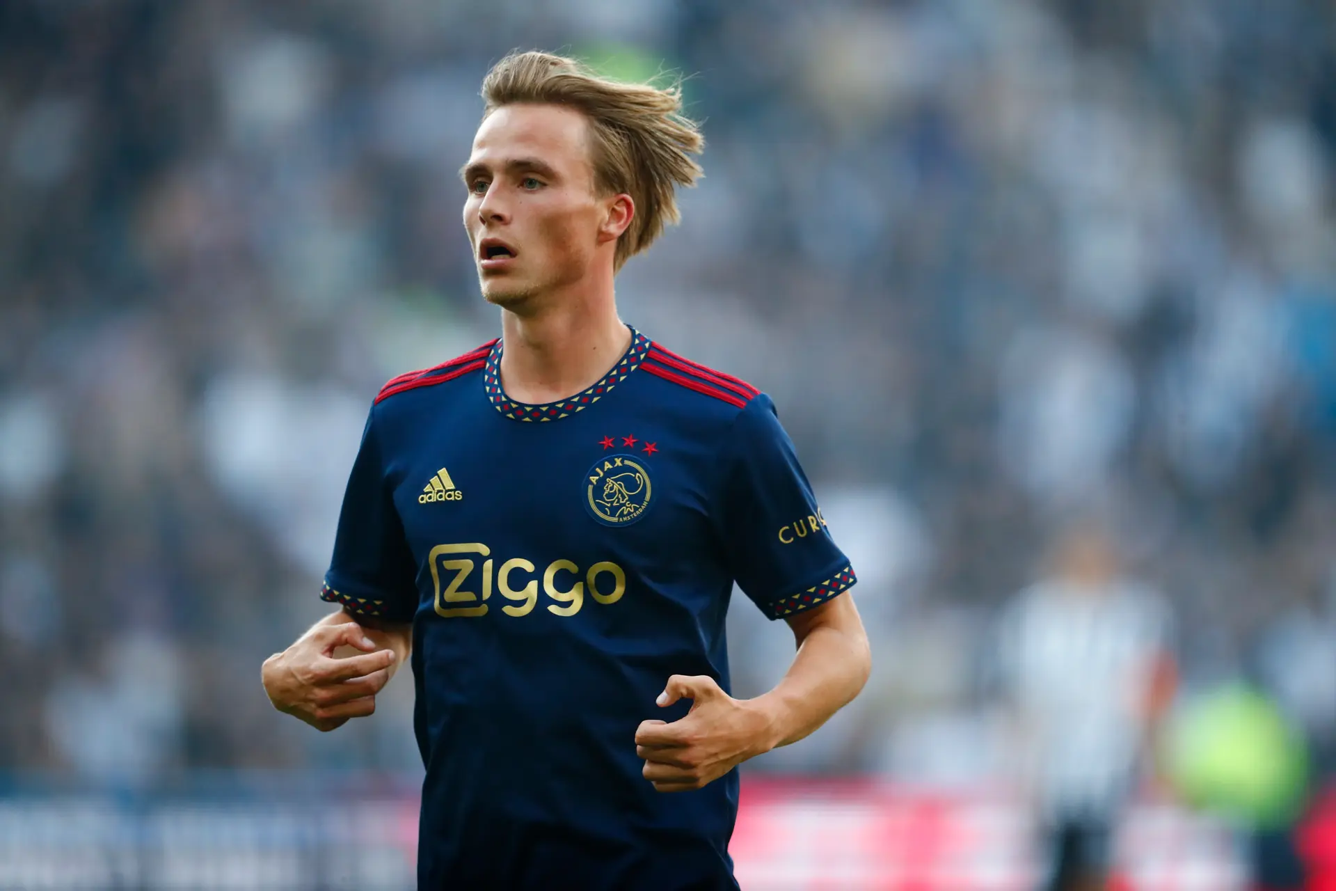 Warmerdam vertrekt transfervrij naar De Graafschap: 'Heb veel zin om mezelf te ontwikkelen'