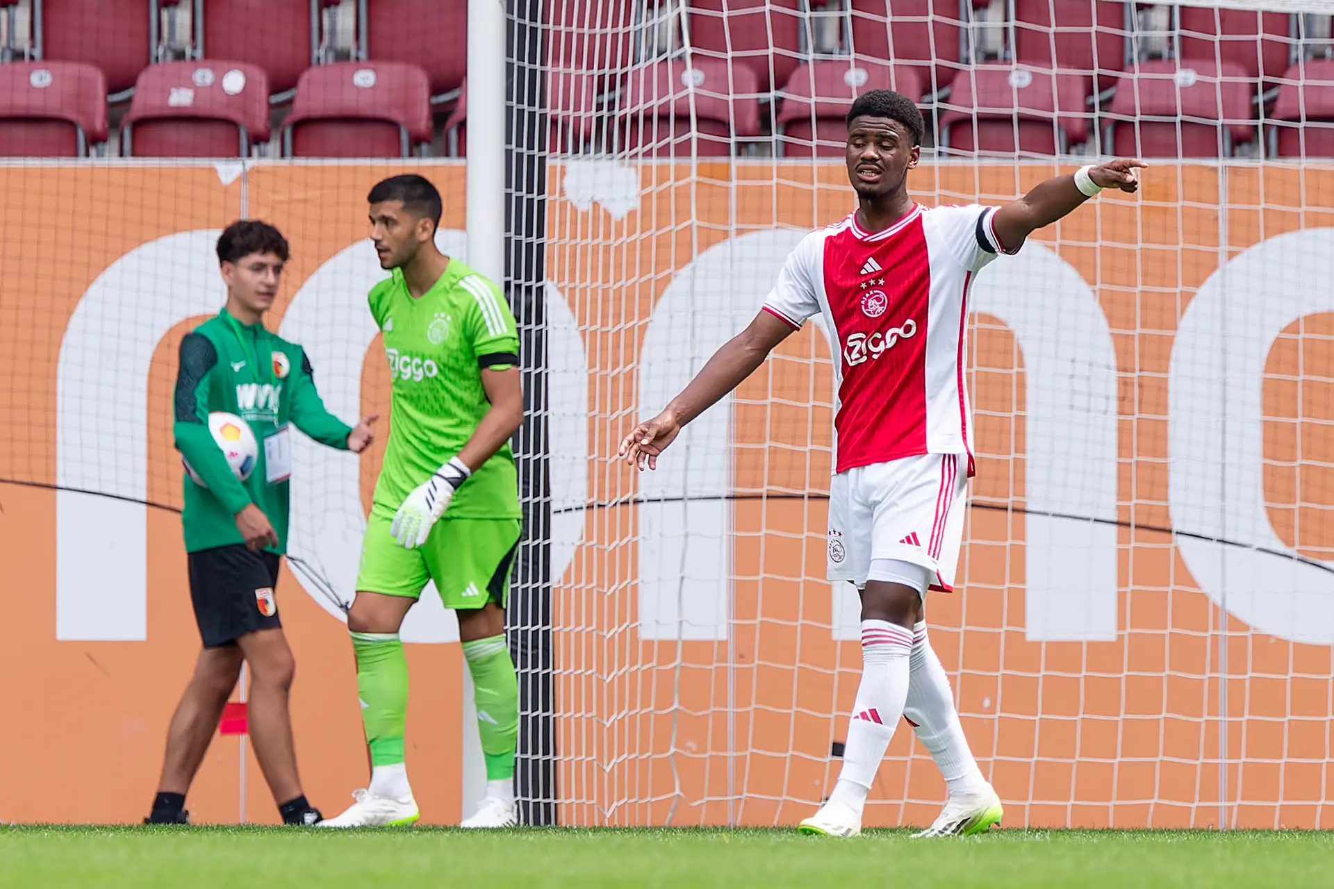 Hato baalt van nederlaag: 'Eerste helft hadden we ook genoeg kansen om 1-0 of 2-0 voor te komen'