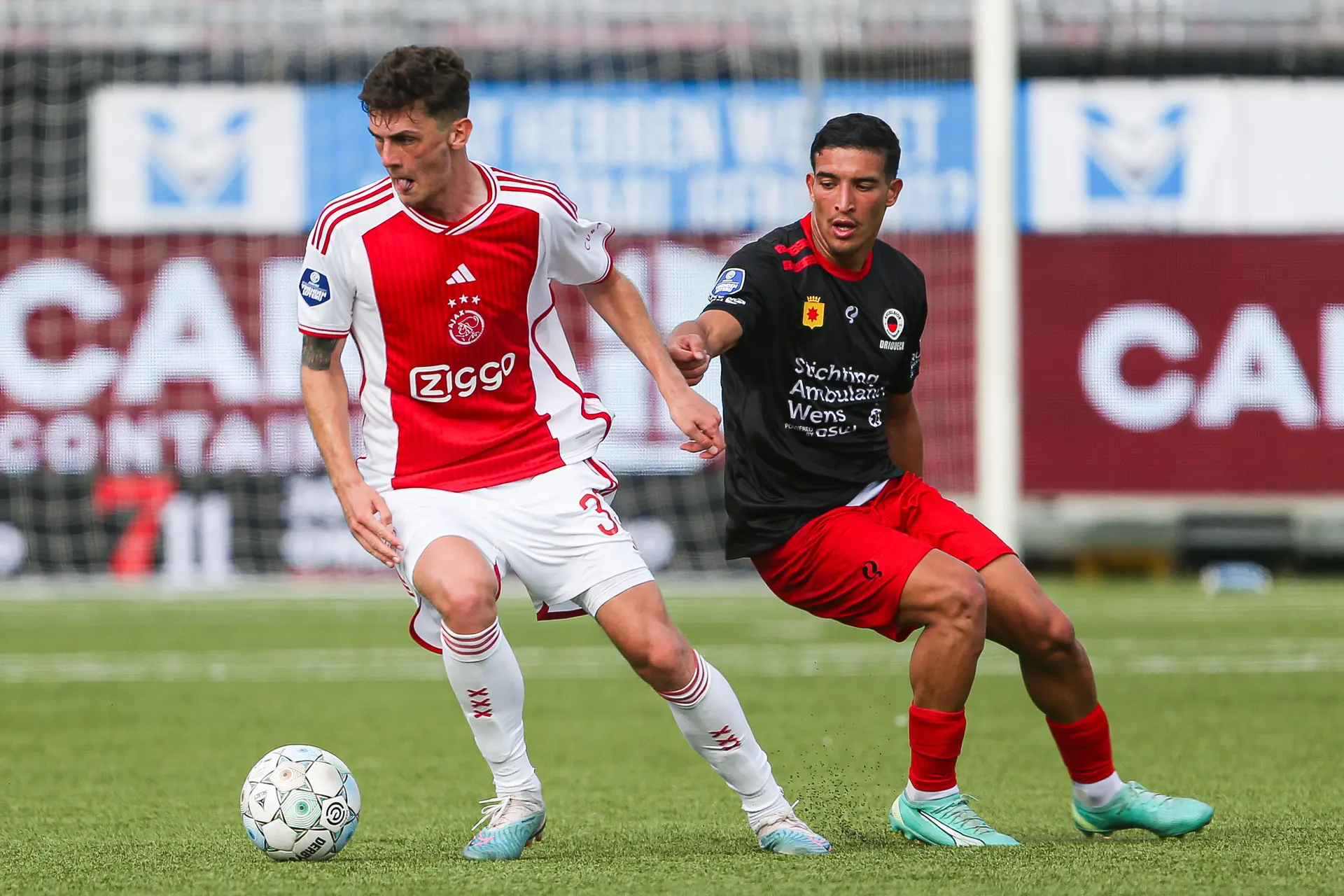 Tahirović valt in de smaak 'Kan je Ajax dan op sleeptouw nemen?'