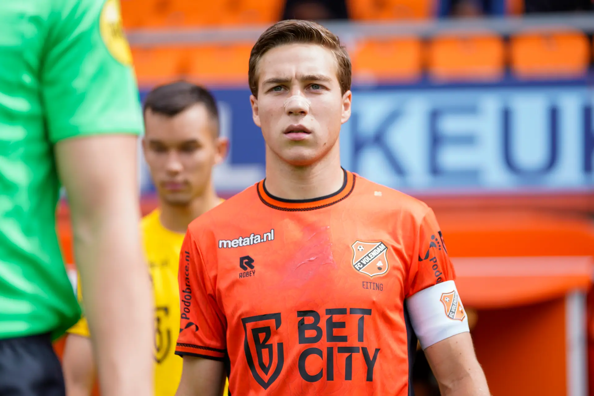 Eiting na twee arbitragezaken eindelijk officeel speler van FC Twente