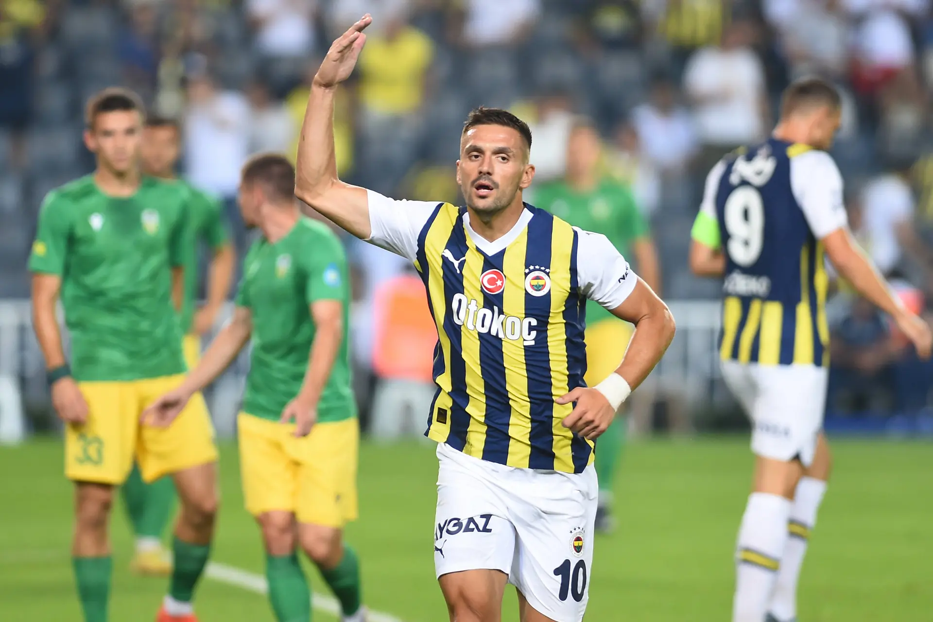 dusan tadic fenerbahce
