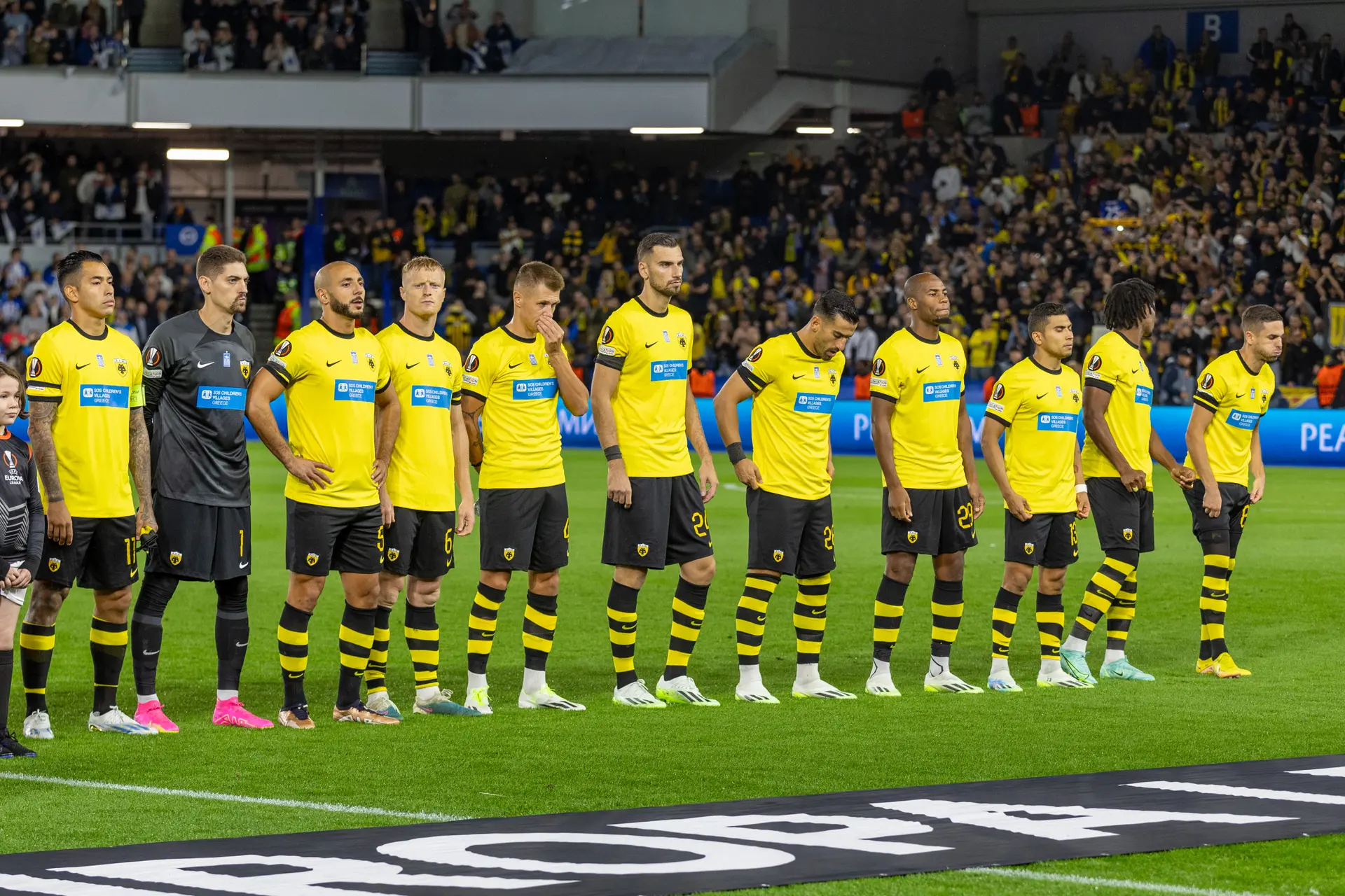 AEK Athene heeft Jønsson terug tegen Ajax, Araujo en Stankovic ontbreken