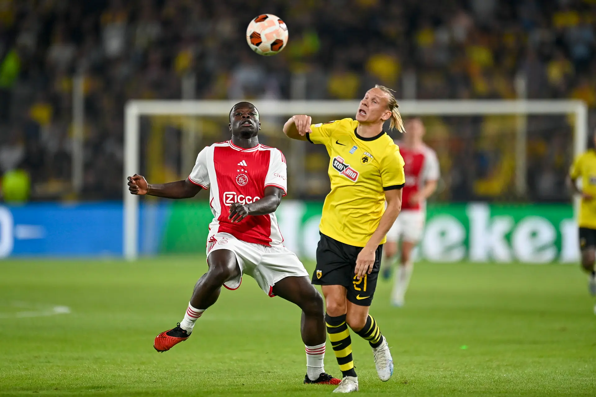 Loopacties door en rondom Brobbey worden cruciaal tijdens beslissingsduel tegen AEK Athene