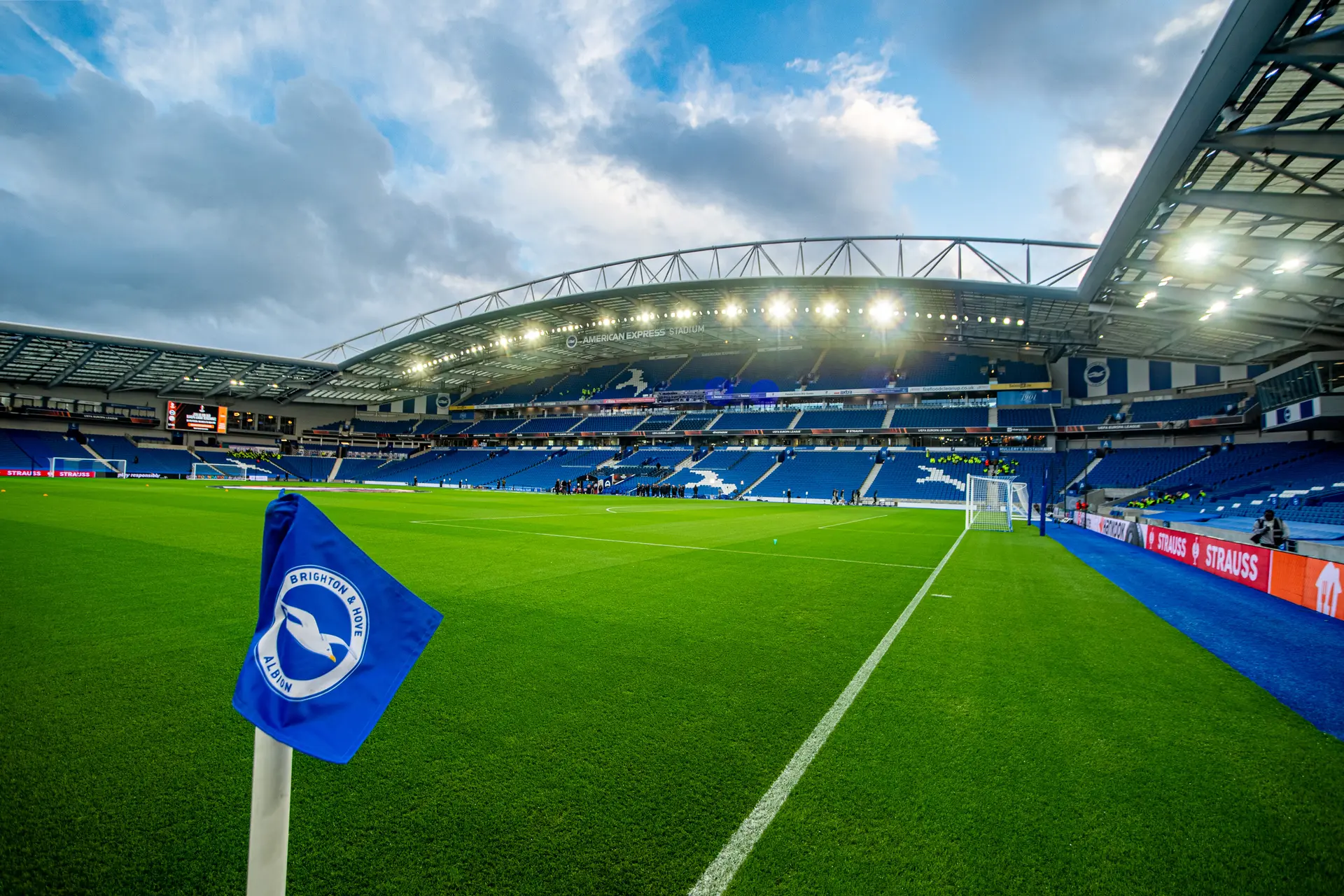 LIVE 21.00 uur | Brighton & Hove Albion - Ajax