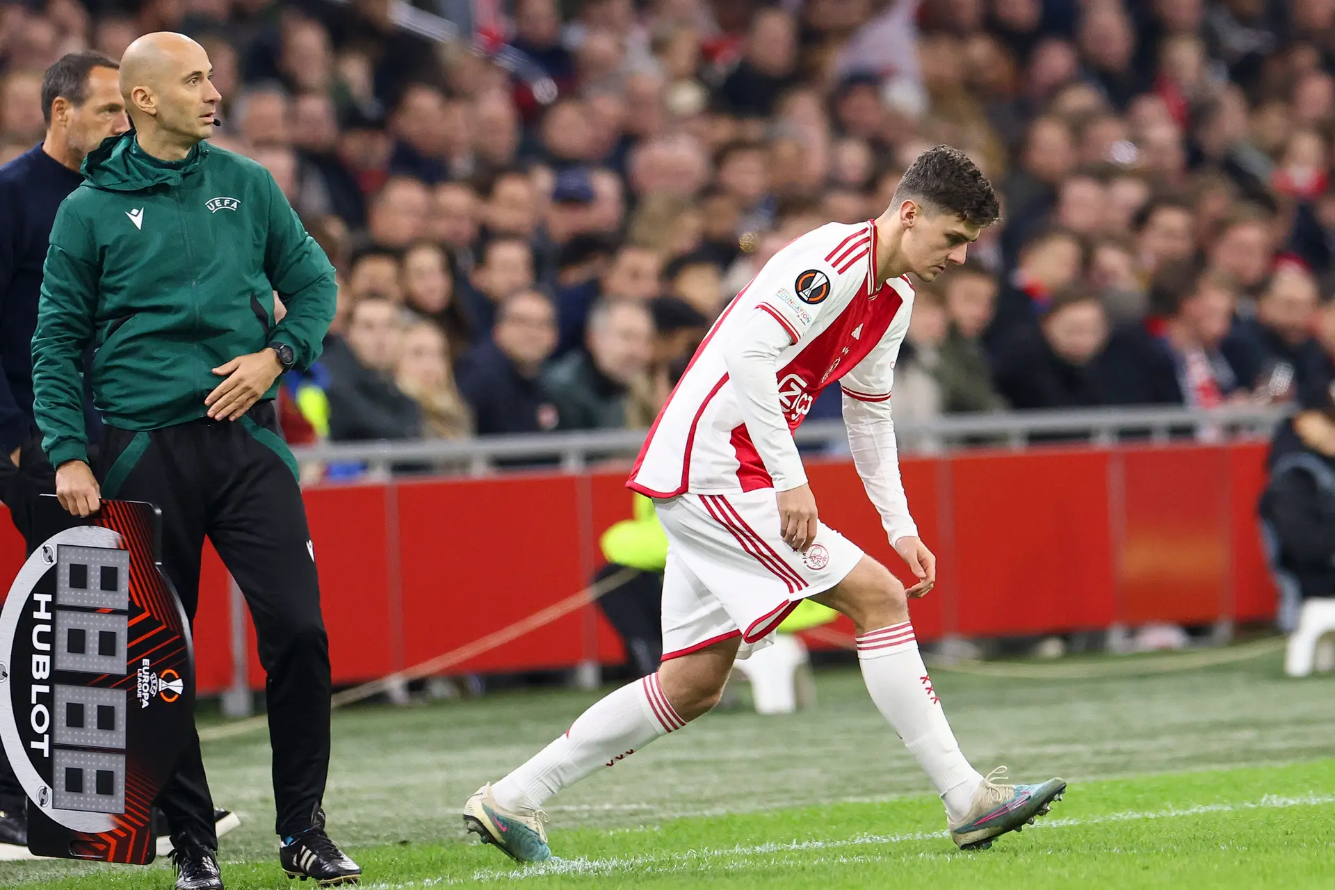 El Ahmadi ziet probleem op middenveld: 'Met een Tahirović zie ik dat niet goed gaan'