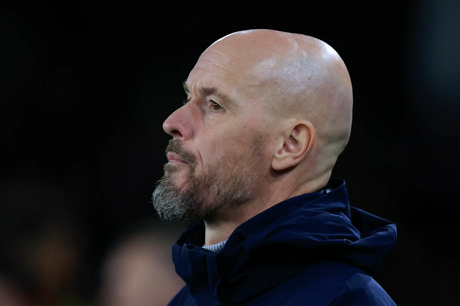 Ten Hag kan kritiek begrijpen: 'Ik neem verantwoordelijkheid en zie het als een uitdaging'