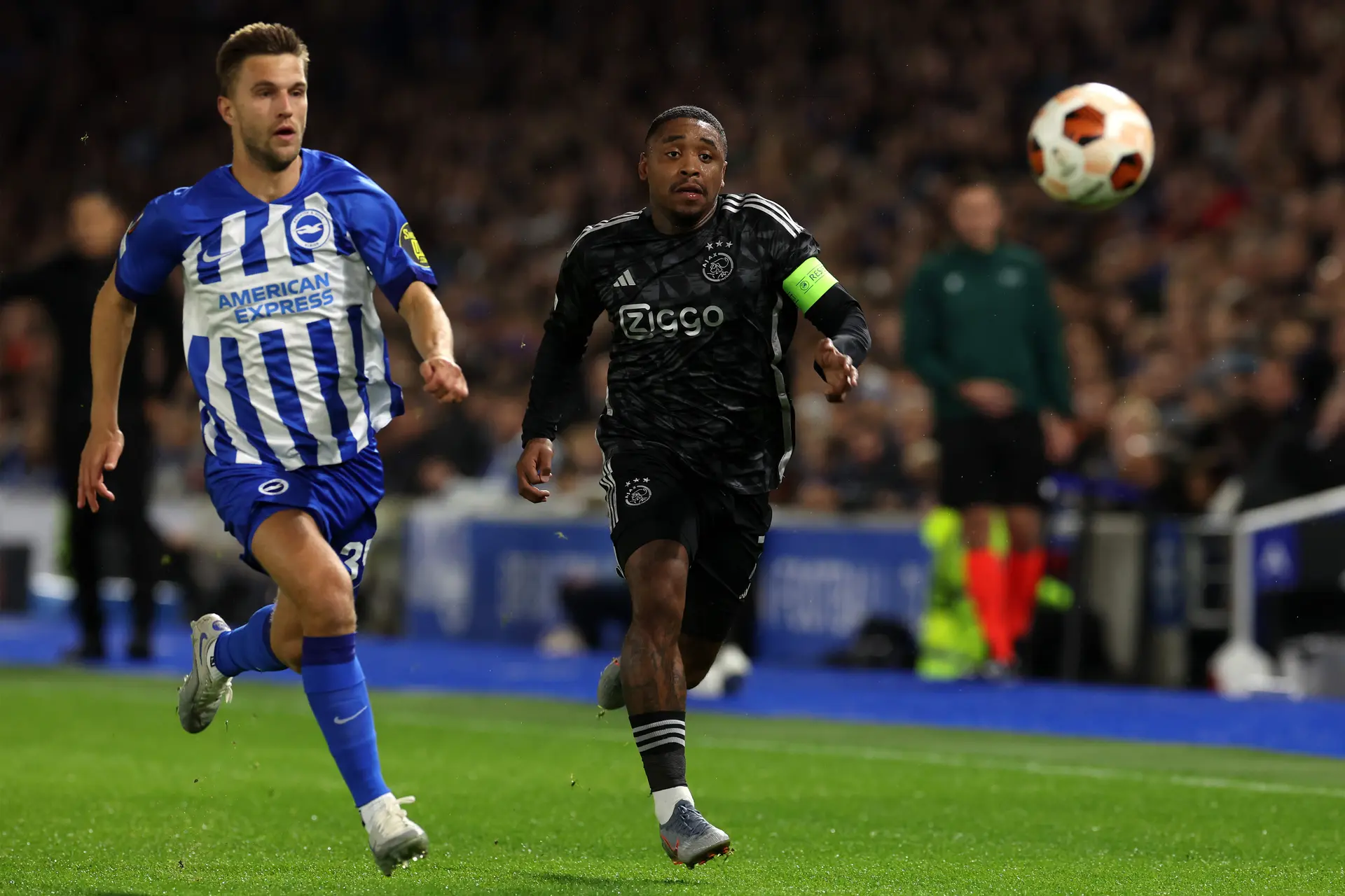 Brighton & Hove Albion lijkt te gaan starten met twee Nederlanders tegen Ajax