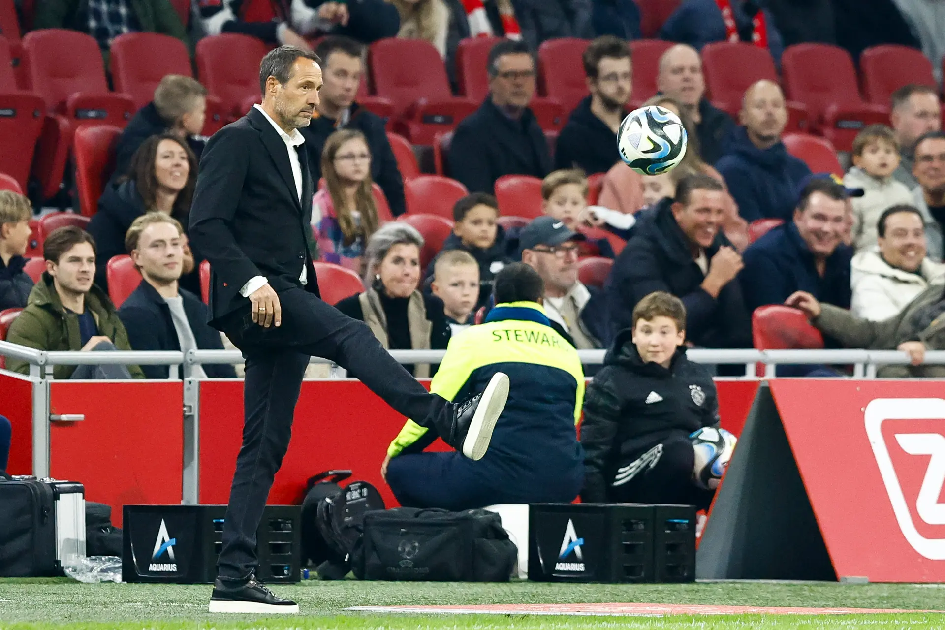 john van t schip aja hee 23 24