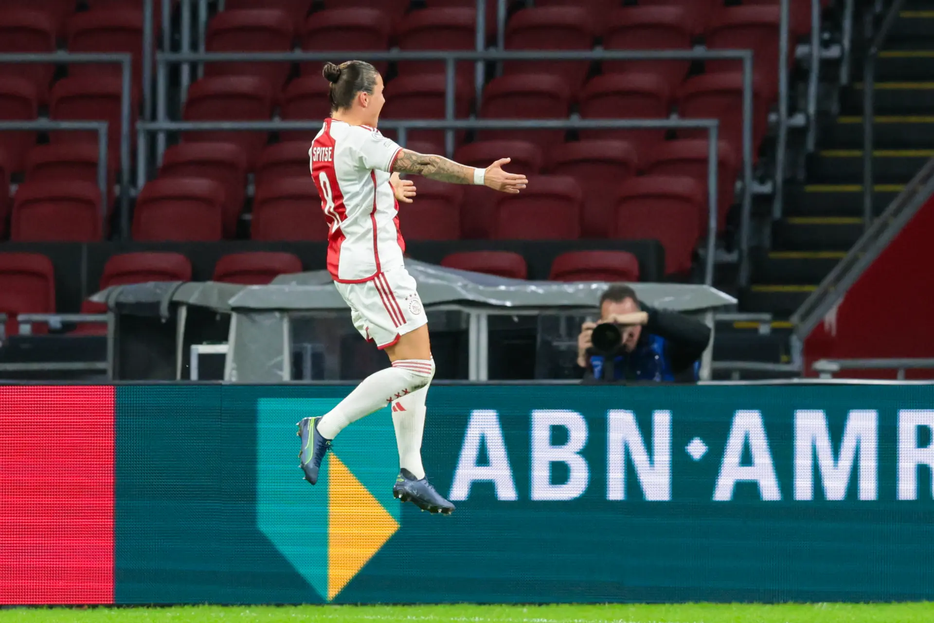 Spitse gelooft in succes tegen Bayern München: 'Maakt niet uit tegen wie je speelt'