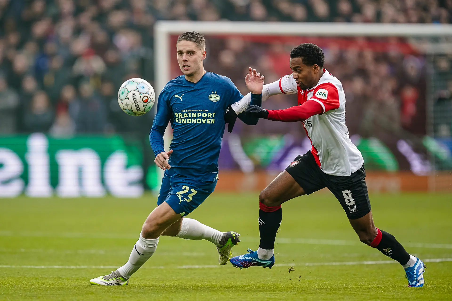 LIVE 12.15 uur | Feyenoord - PSV (0-0)