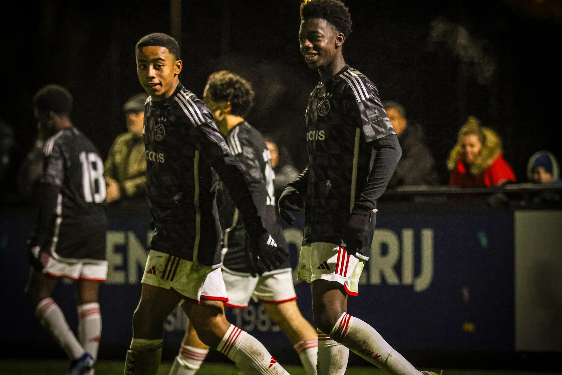 LIVE 19.00 uur | Ajax O16 - FC Utrecht O16