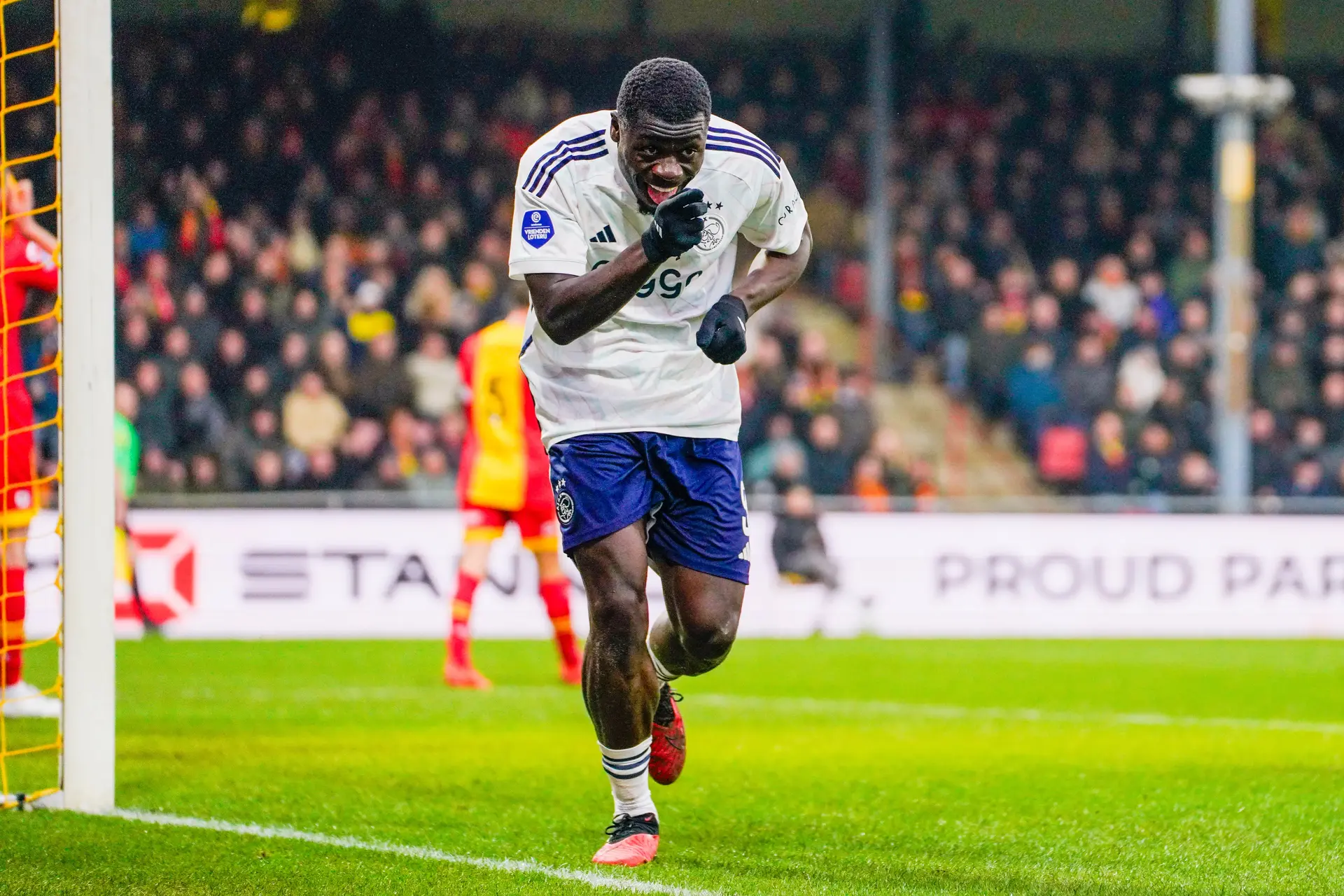 'Brobbey staat op de lijst bij Manchester United; transfer deze winter onbespreekbaar'