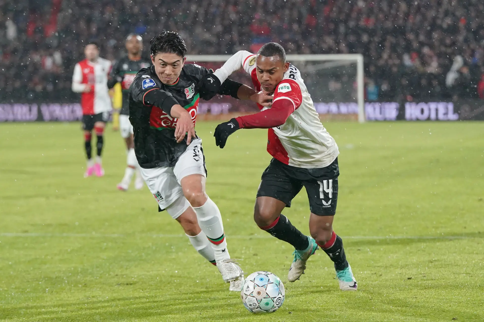 Feyenoord komt in eigen huis niet verder dan gelijkspel tegen NEC