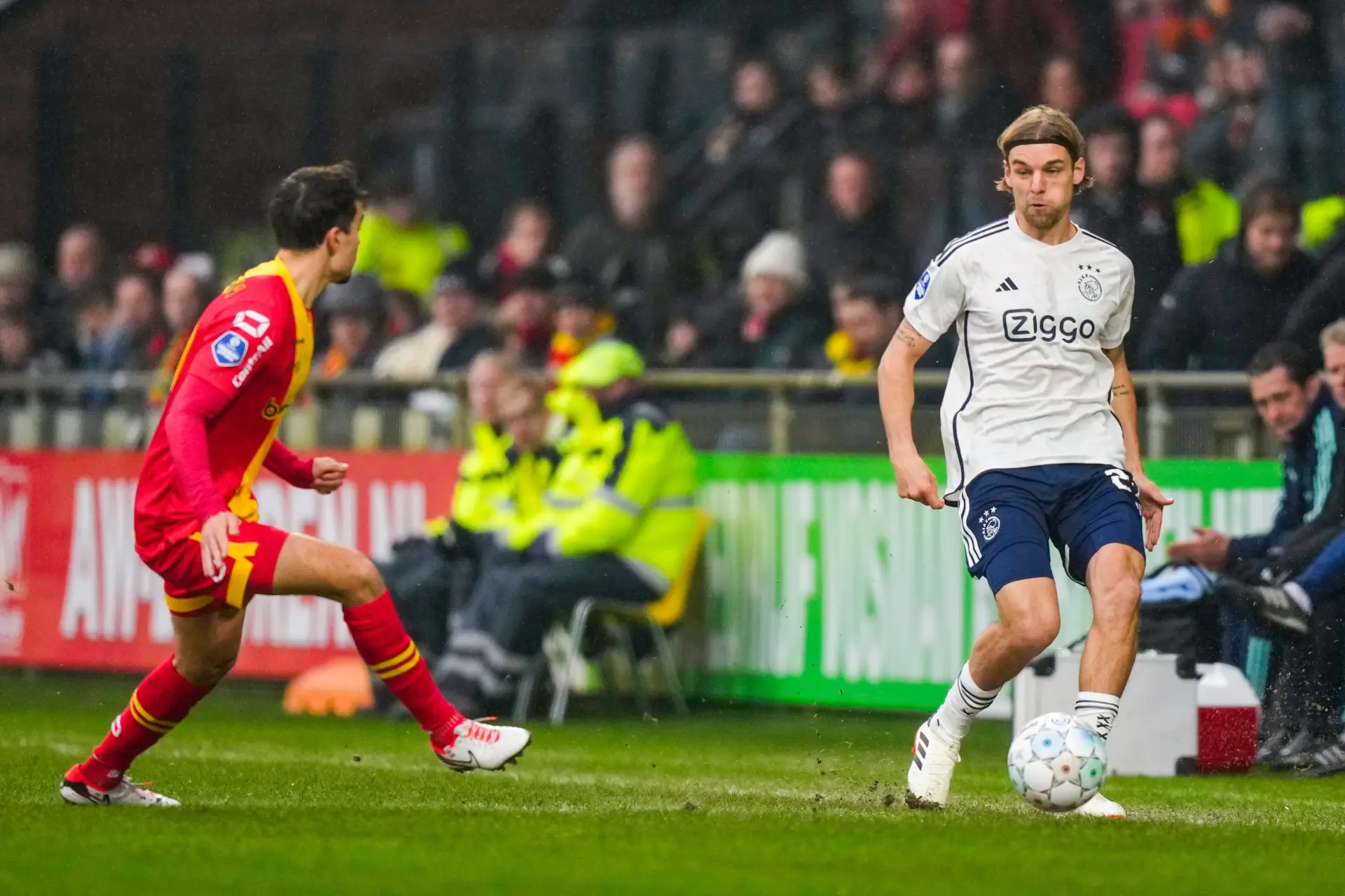 Van 't Schip uit zorgen over blessure Ávila en geeft update over fitheid Sosa