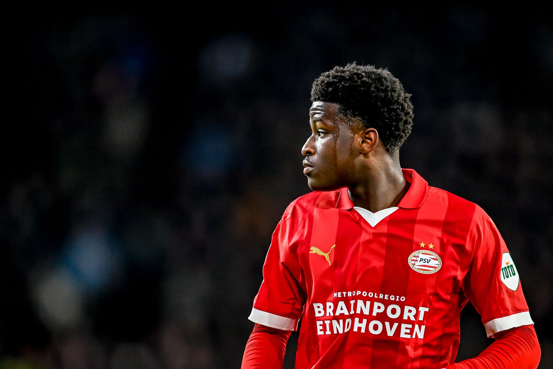 'Ajax gaat in gesprek met entourage van PSV-talent Babadi'