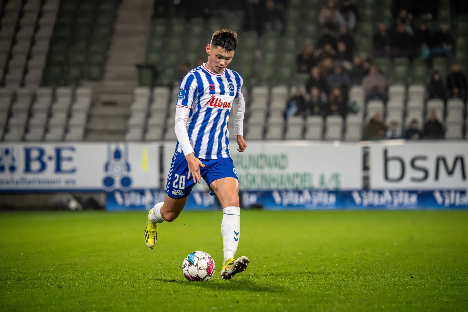 Geruchtenmolen: 'Ajax laat oog vallen op Odense-talent Slotsager'