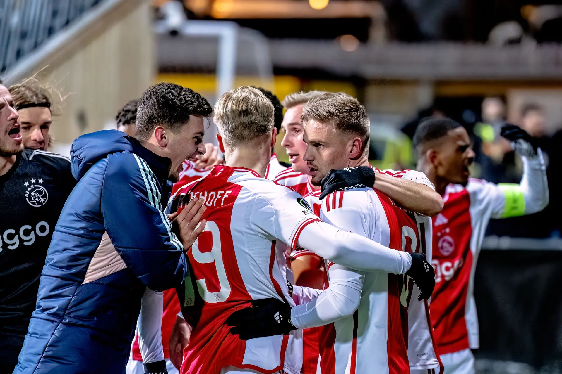 LIVE 12.15 uur | Ajax - FC Utrecht