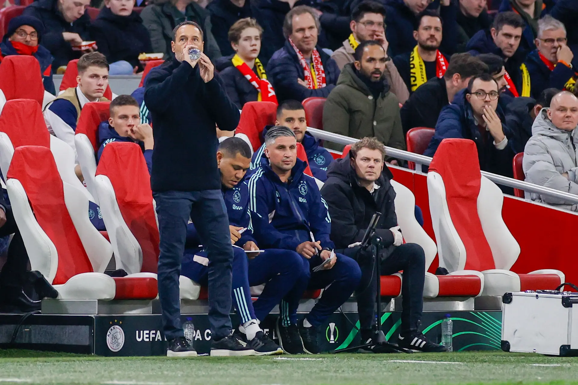 NB: 'Ajax heeft behoefte aan een voetbalfreak die het tactisch goed neerzet'