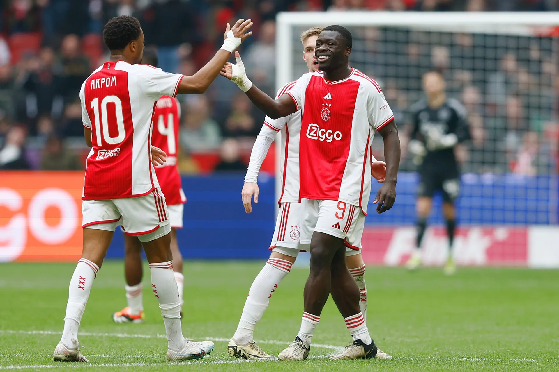 Pover Ajax komt niet verder dan een gelijkspel tegen Fortuna Sittard