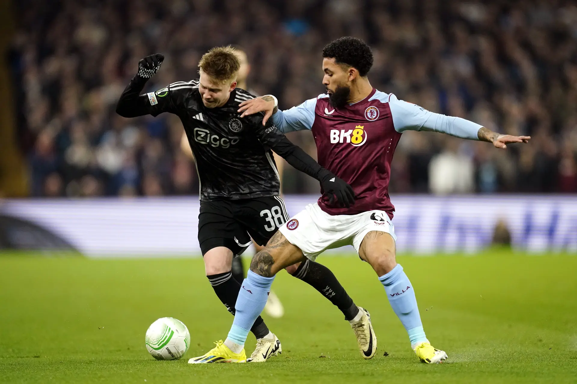 Beoordeel nu de Ajax-spelers na de nederlaag tegen Aston Villa