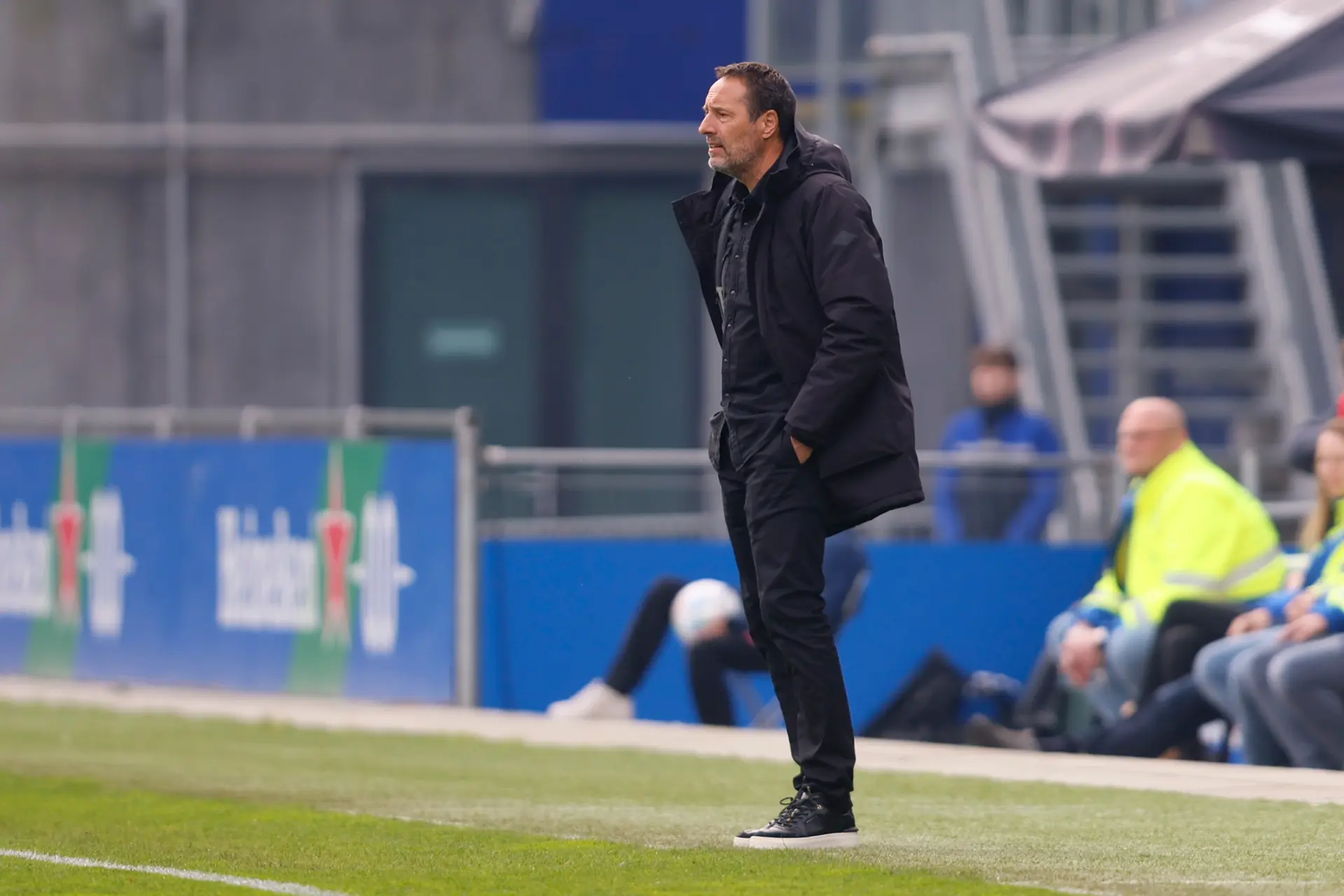 Van 't Schip koestert drie punten tegen PEC Zwolle: 'Dat is op dit moment het belangrijkste'