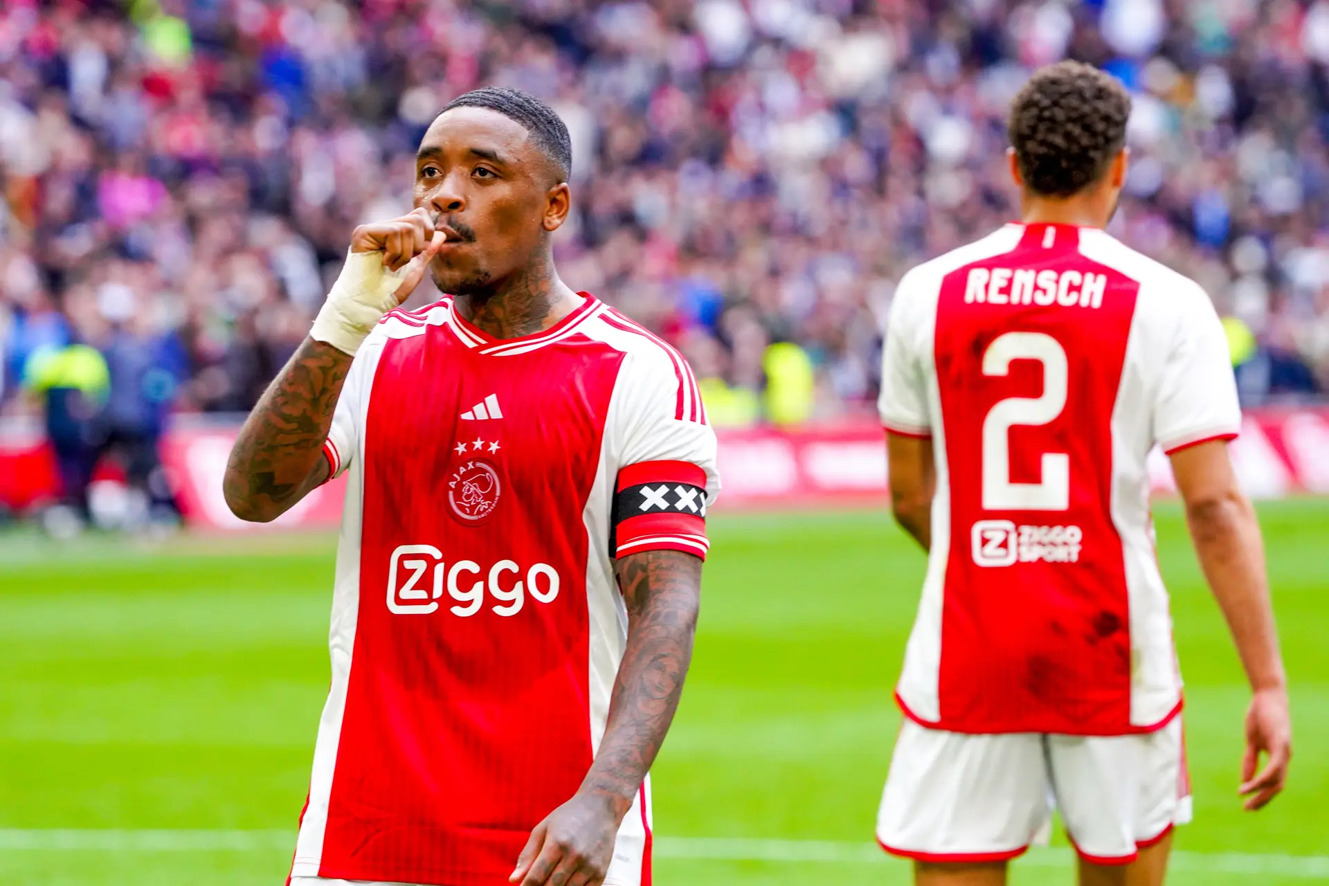 Ajax wint na sterke tweede helft van FC Twente en revancheert zich van Klassieker-debacle