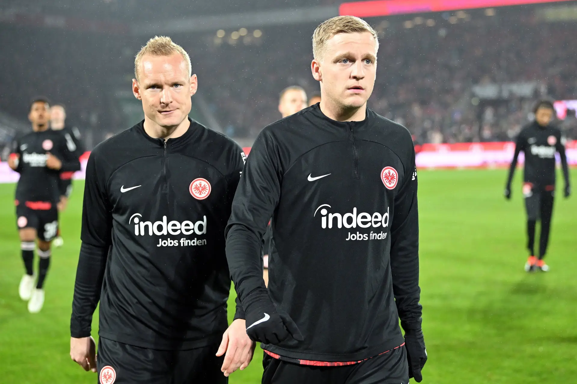 Romano: 'Frankfurt gaat koopoptie Van de Beek niet lichten'