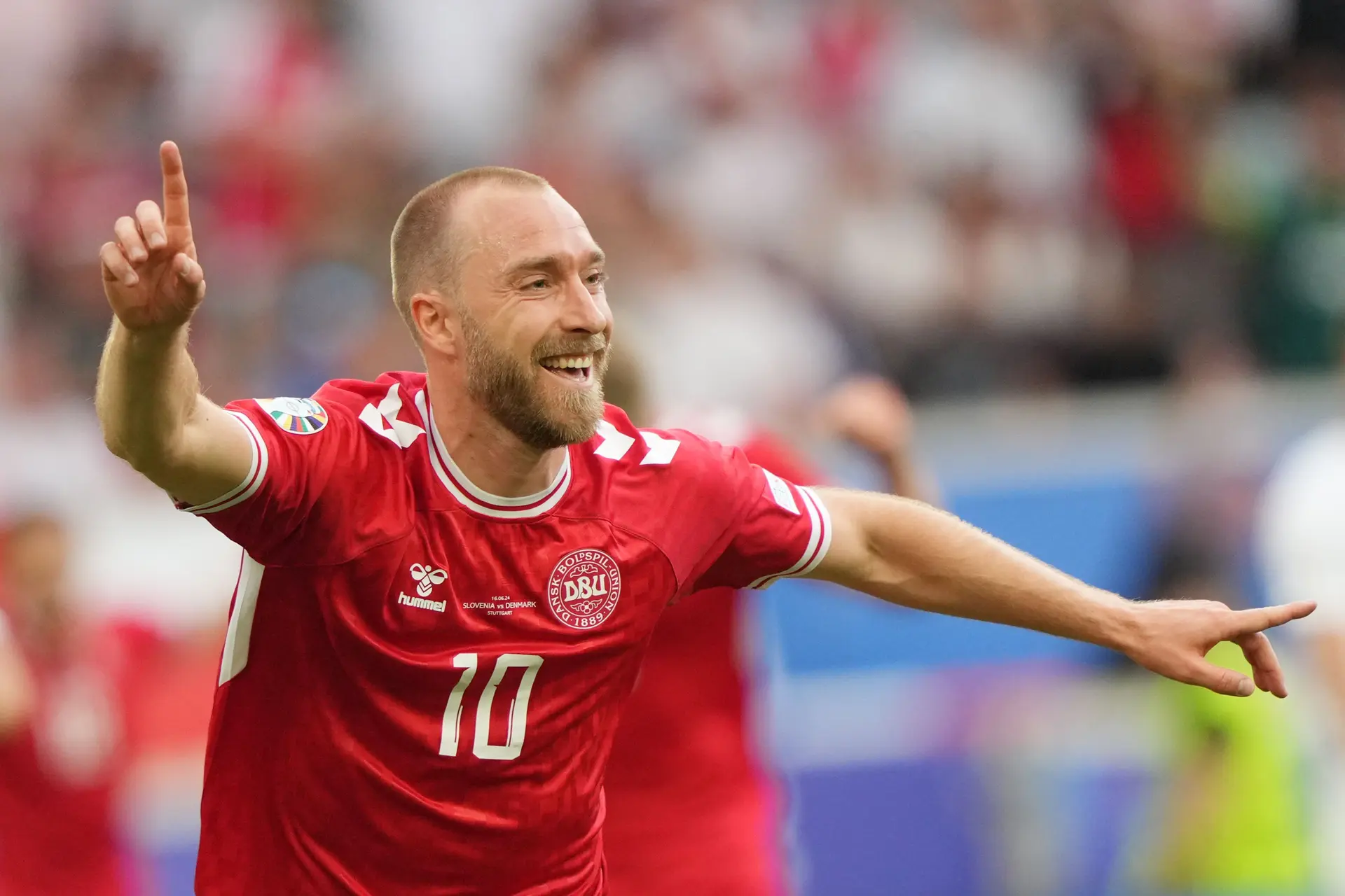 [Update] Eriksen officieel gepresenteerd bij VfL Wolfsburg; Deen tekent tot medio 2027