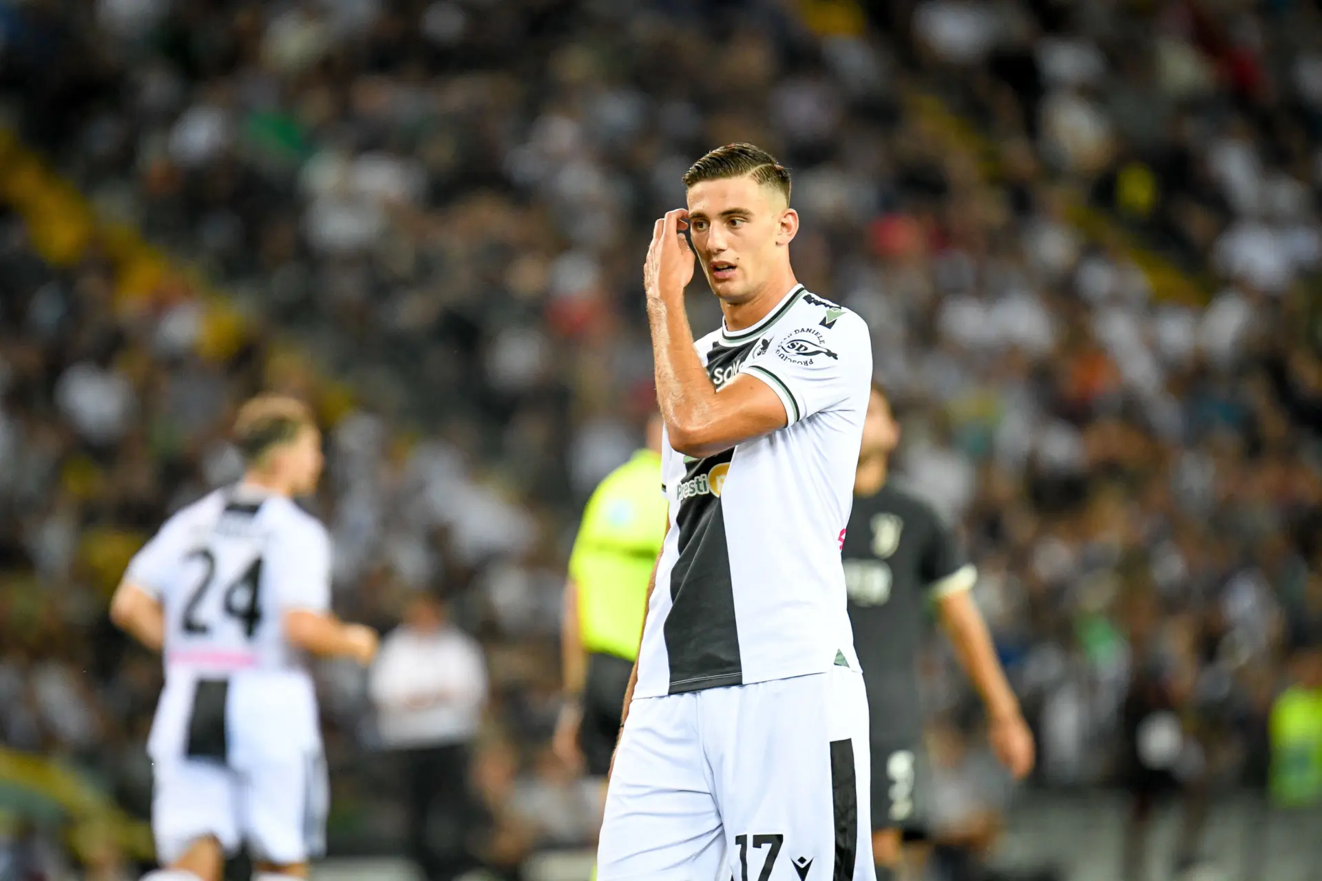 Udinese neemt Lucca definitief over van Pisa; oud-Ajacied tekent tot medio 2028