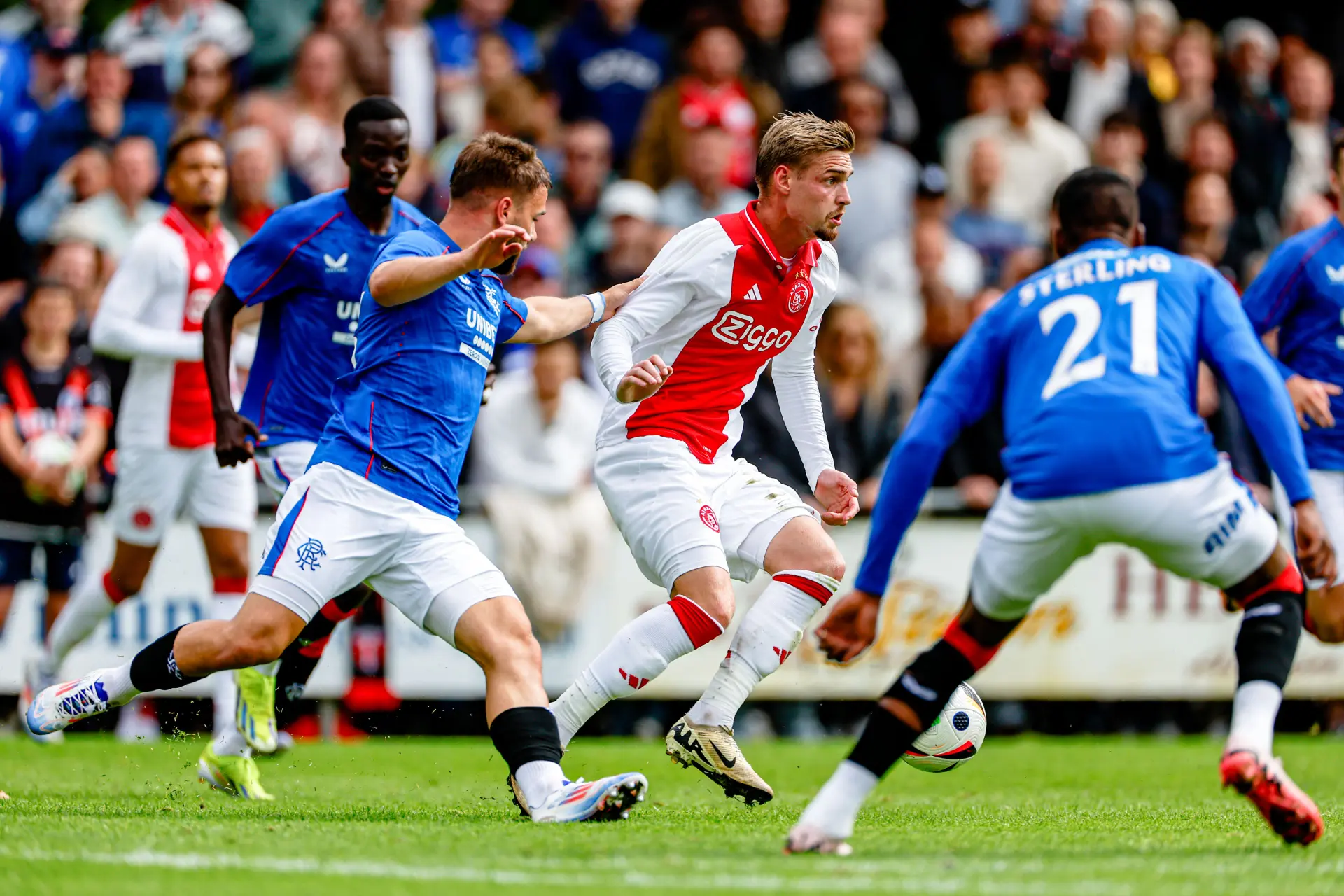 Preseason: Taylor heeft het vertrouwen van Farioli, maar mist rendement